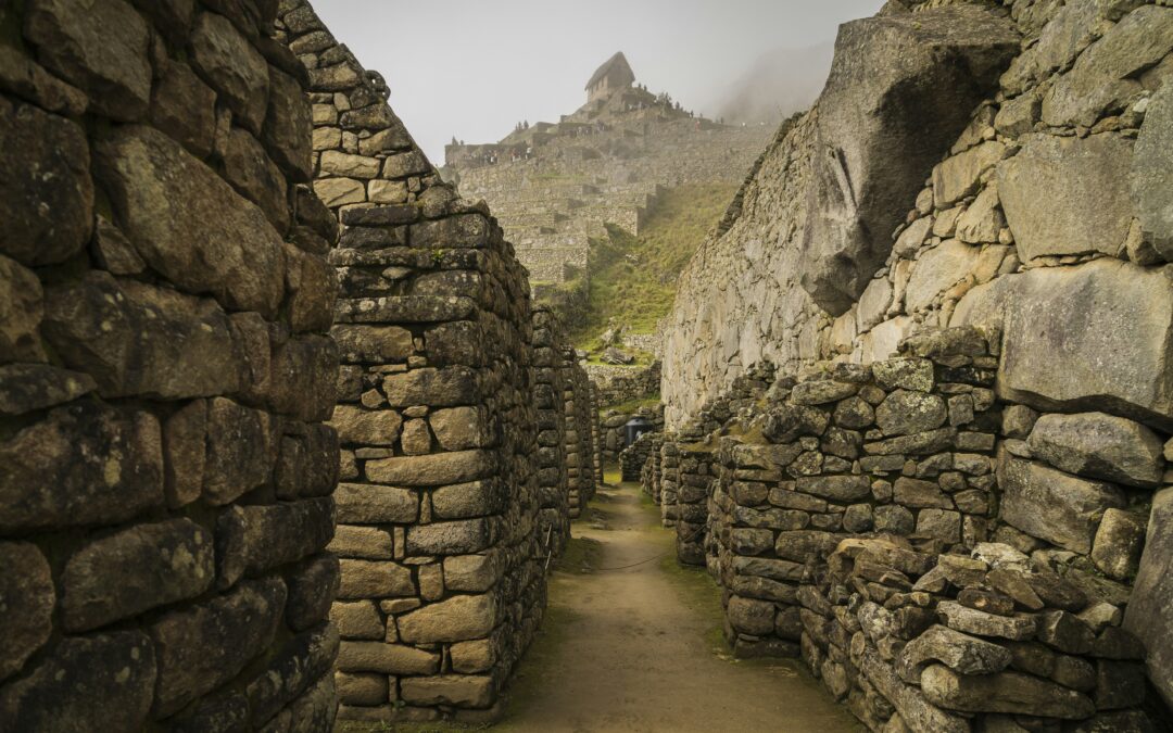 Who Built Machu Picchu? Exploring the Ancient Architects